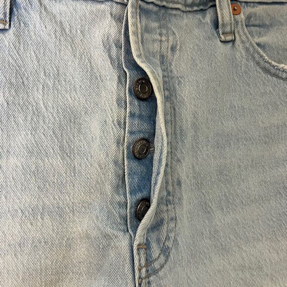 Gap Denim Womens Cheeky Shorts 12/31 Blue Light Wash Denim Cutoffs Button Fly - Picture 6 of 6